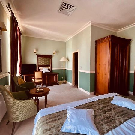 Hotel Angelo D'Oro Ploieşti Eksteriør bilde