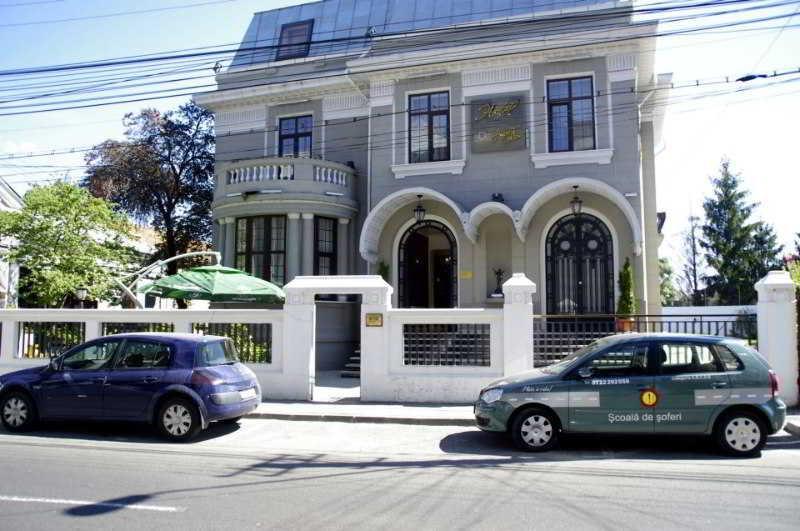 Hotel Angelo D'Oro Ploieşti Eksteriør bilde