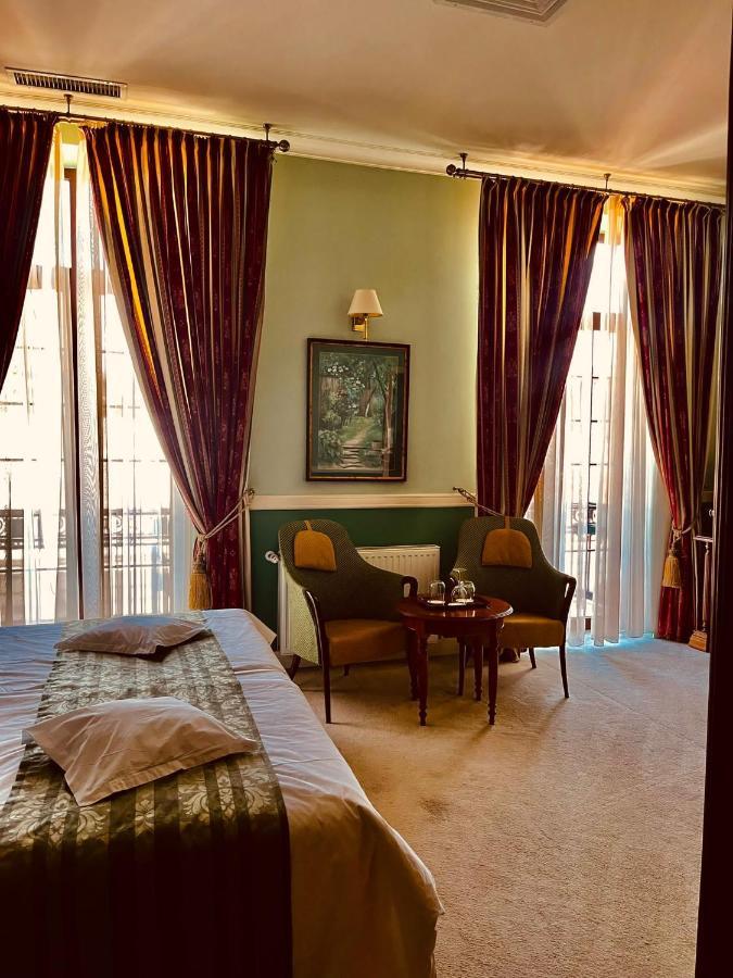 Hotel Angelo D'Oro Ploieşti Eksteriør bilde