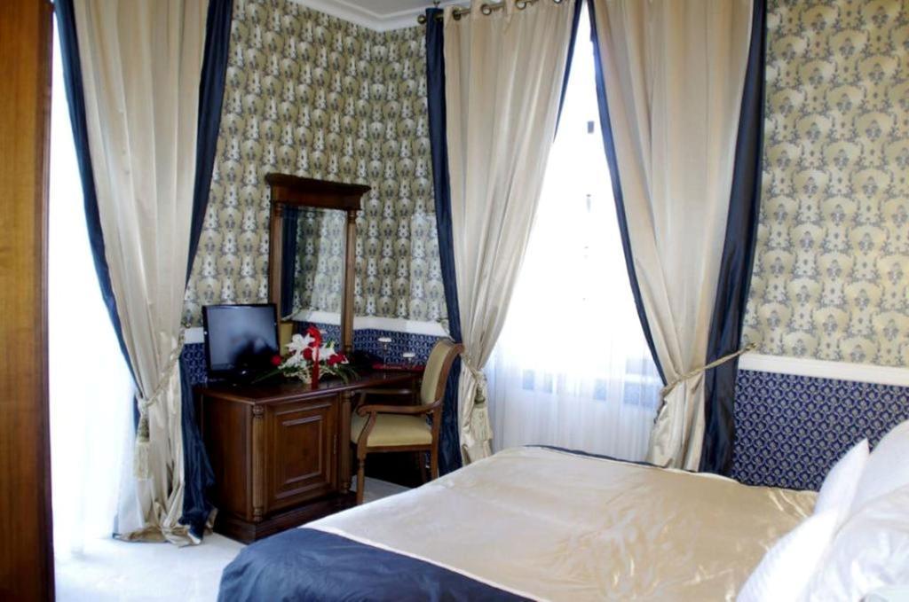 Hotel Angelo D'Oro Ploieşti Eksteriør bilde