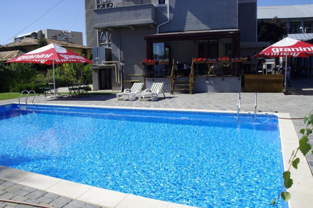 Hotel Angelo D'Oro Ploieşti Eksteriør bilde